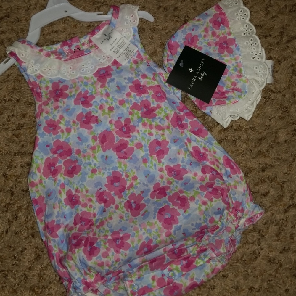 Brand new baby girl summer outfit.